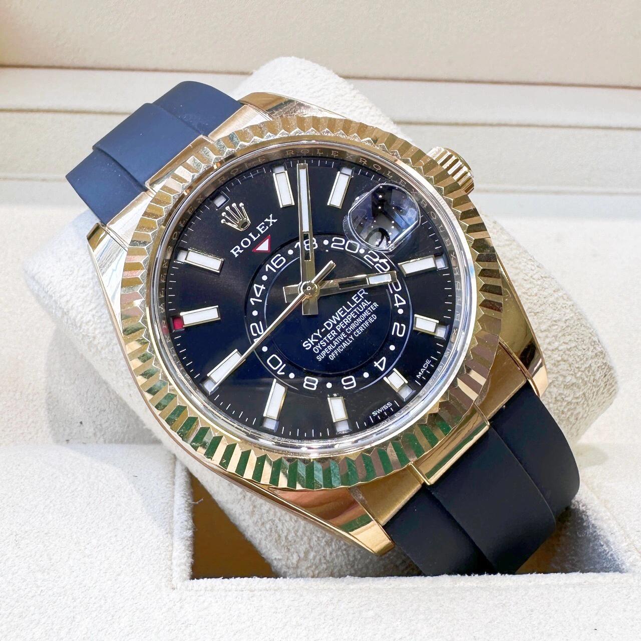 ROLEX SKY-DWELLER mechanical watch