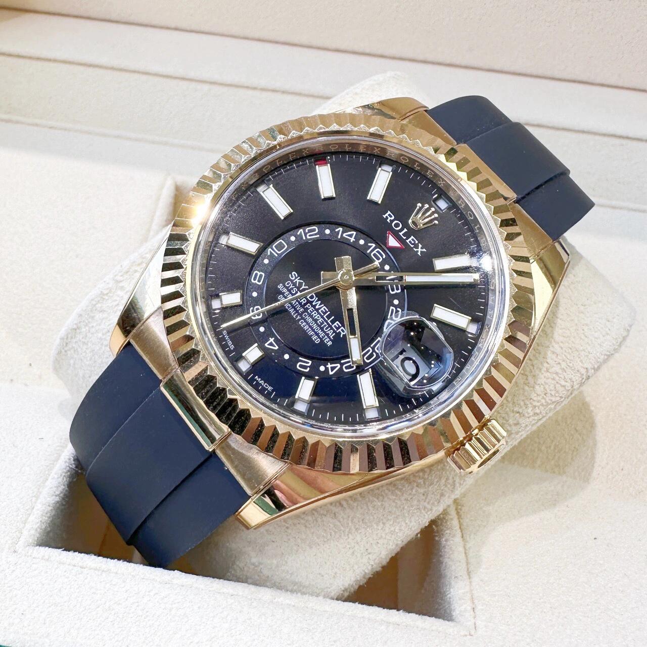 ROLEX SKY-DWELLER mechanical watch